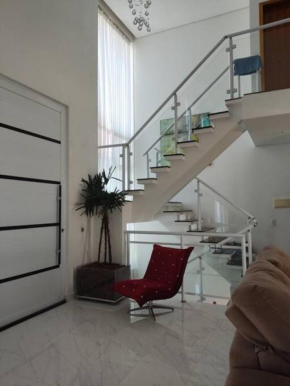 Casa em Jundiai perto do Shopping Natal e Reveilon
